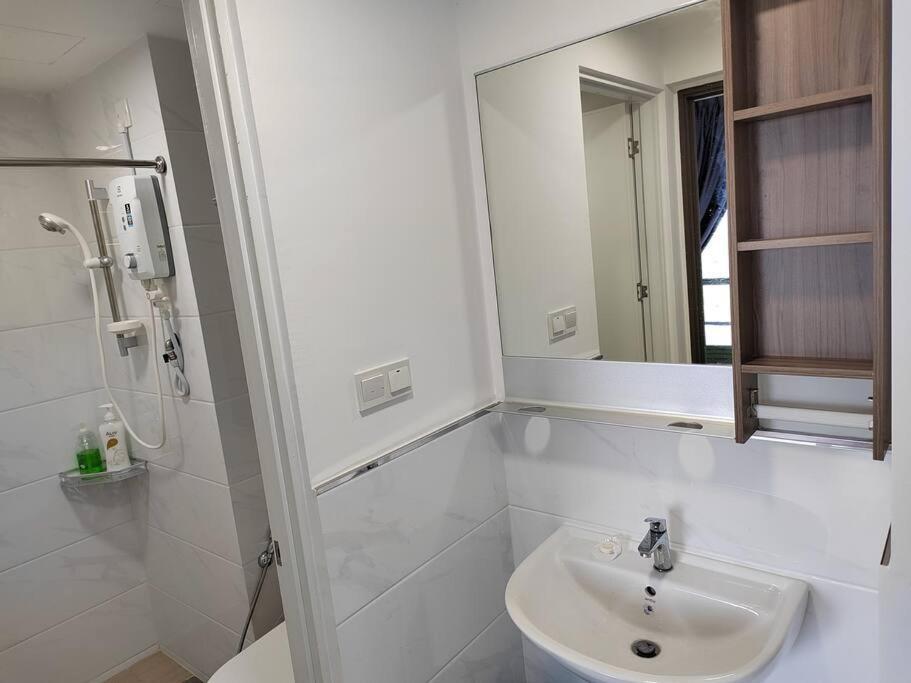 Park Apartment *